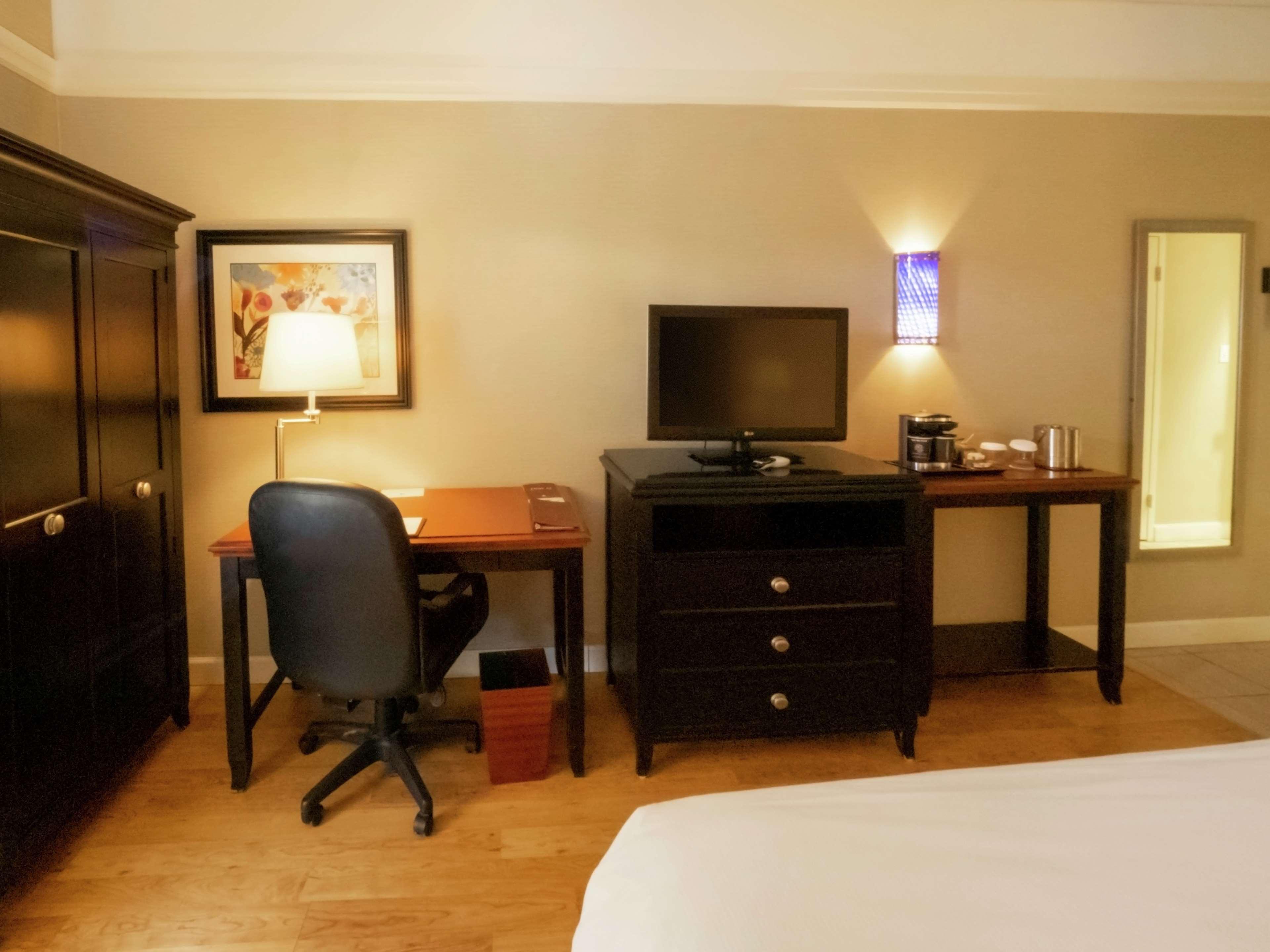 Doubletree By Hilton Buffalo-Amherst Exteriör bild